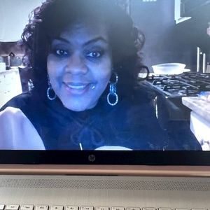 Meet your Posher, Anais